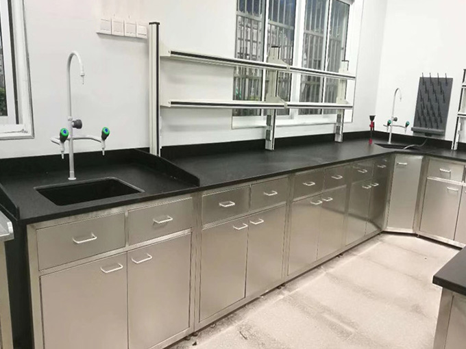 不銹鋼實(shí)驗(yàn)臺(tái)