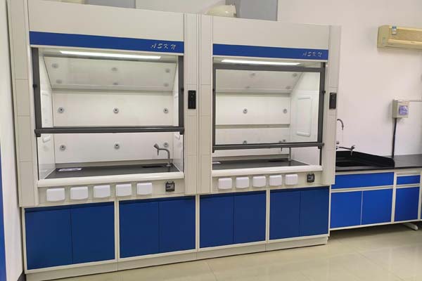 通風(fēng)柜多少錢價(jià)格一套安裝？