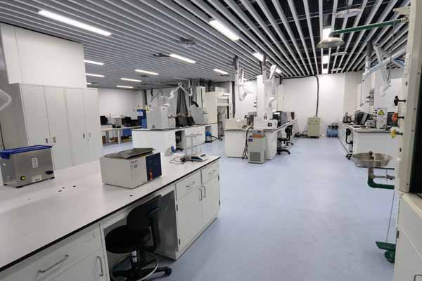 實驗室用流化床干燥機由哪些部件組成?